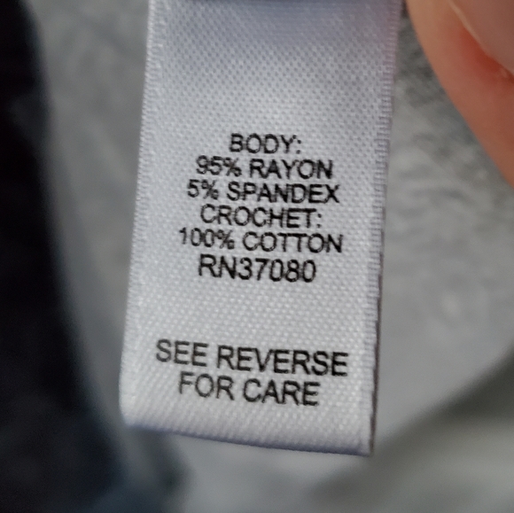 Crocheted Flowy Spaghetti Strap Racer Back Paisley Flower Print Top - Picture 11 of 12